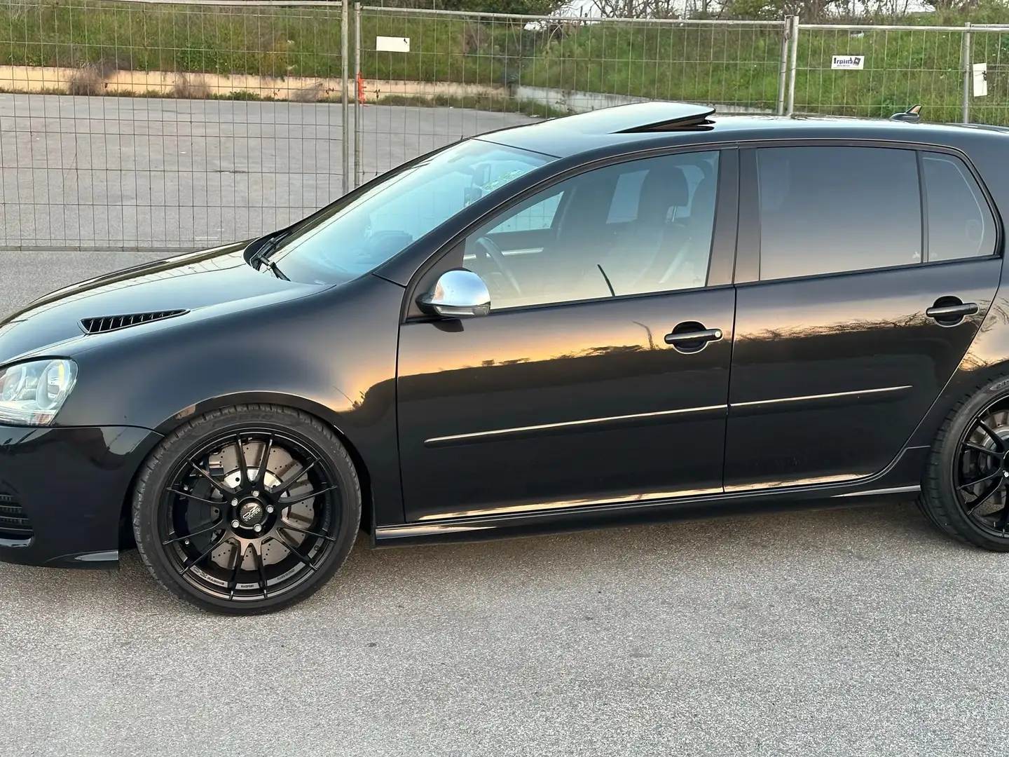 Volkswagen Golf Golf V 2003 5p R32 3.2 VR6 4motion dsg Nero - 2