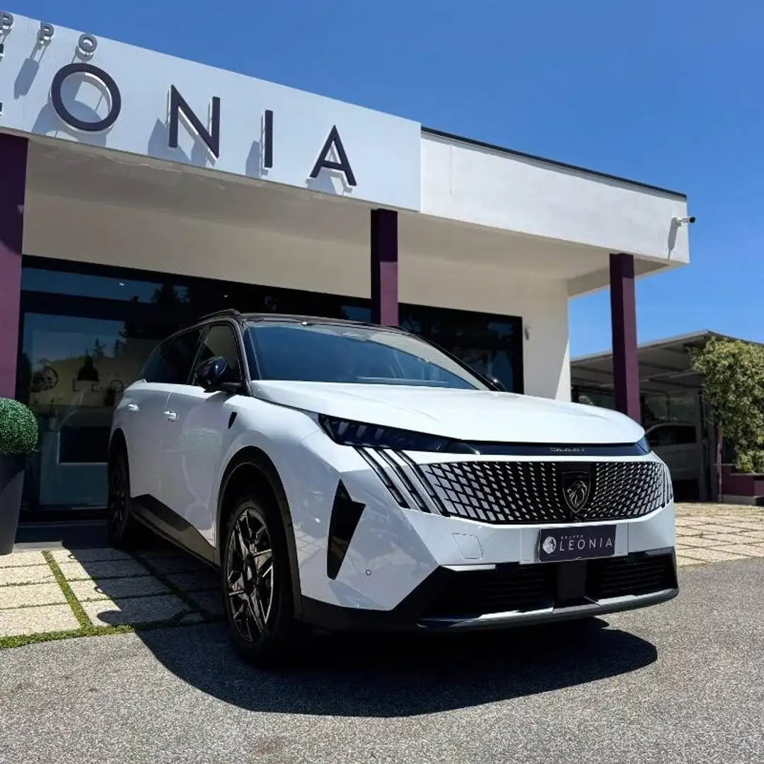 Peugeot 5008 1.2 hybrid GT 145cv e-dcs6 CHILOMETRI ZERO Bianco - 1