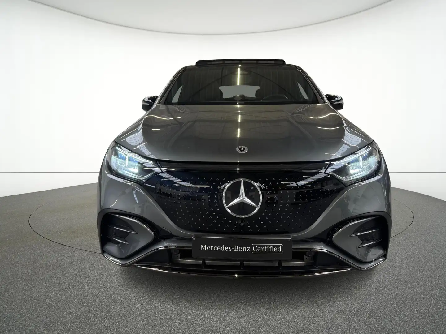 Mercedes-Benz EQE 300 SUV AMG LINE + PANORAMISCH DAK + NIGHTPAKKET + 5j Szürke - 2