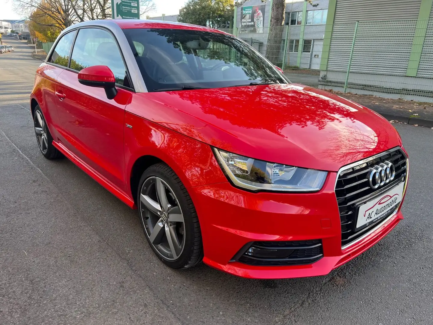 Audi A1 Sport S-Line*Navi*Sitzheizung*Teilleder*PDC* Rouge - 2