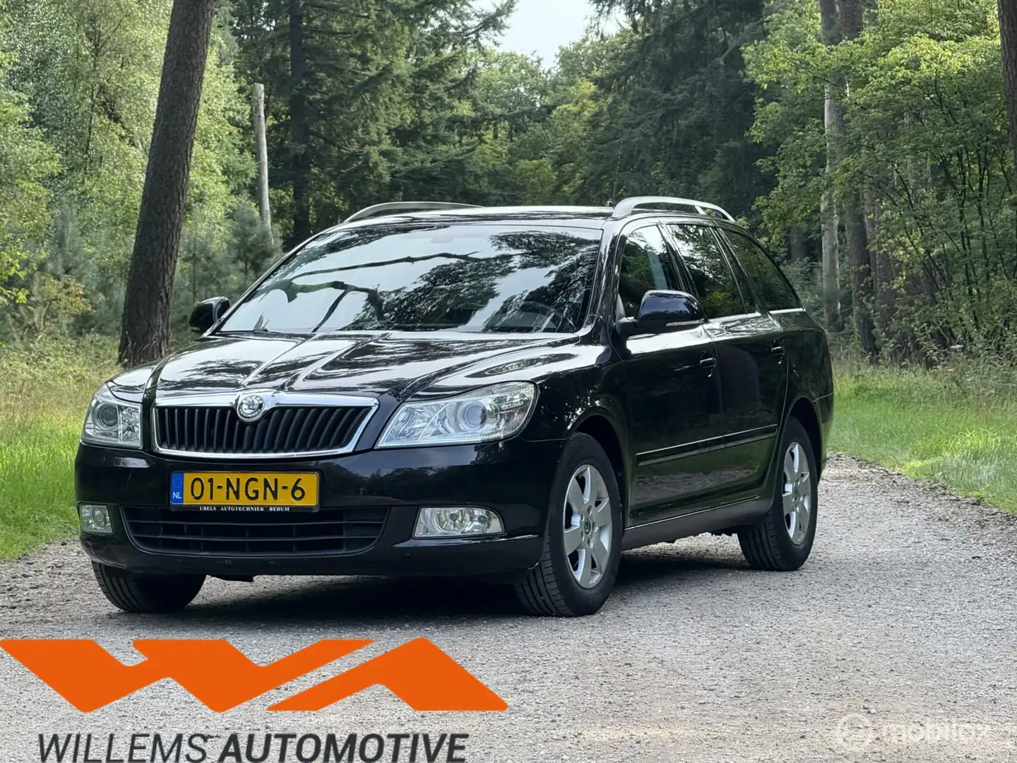 Skoda Octavia Combi 1.2 TSI Automaat Elegance Business Line Negro - 1