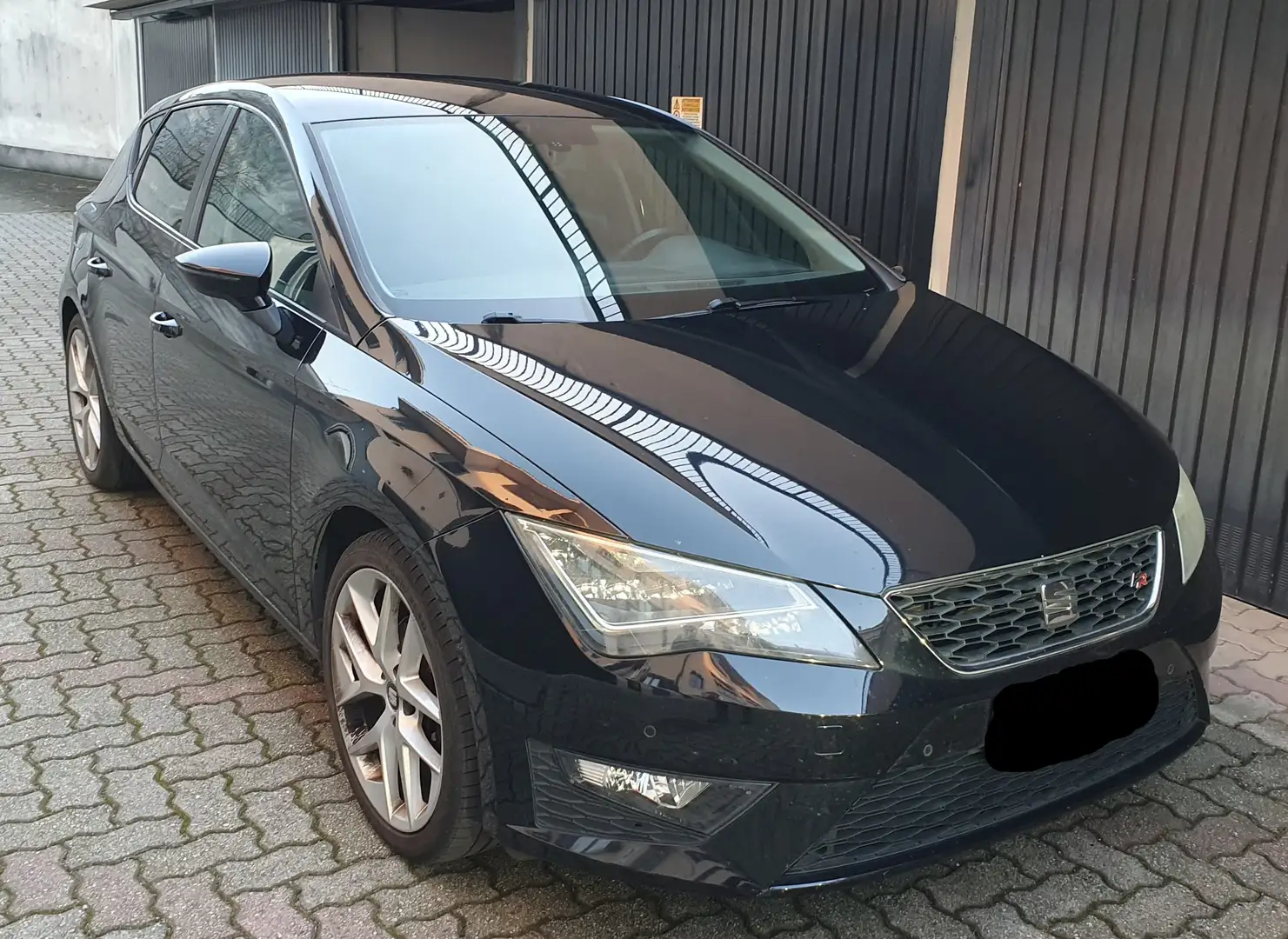 SEAT Leon Leon 5p 2.0tdi FR Nero - 1