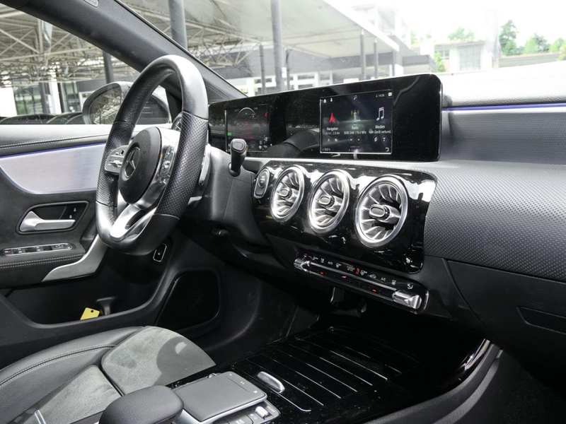 Mercedes-Benz CLA 250 e Coupé AMG Night Edition2020 Kamera AHK — photo 9