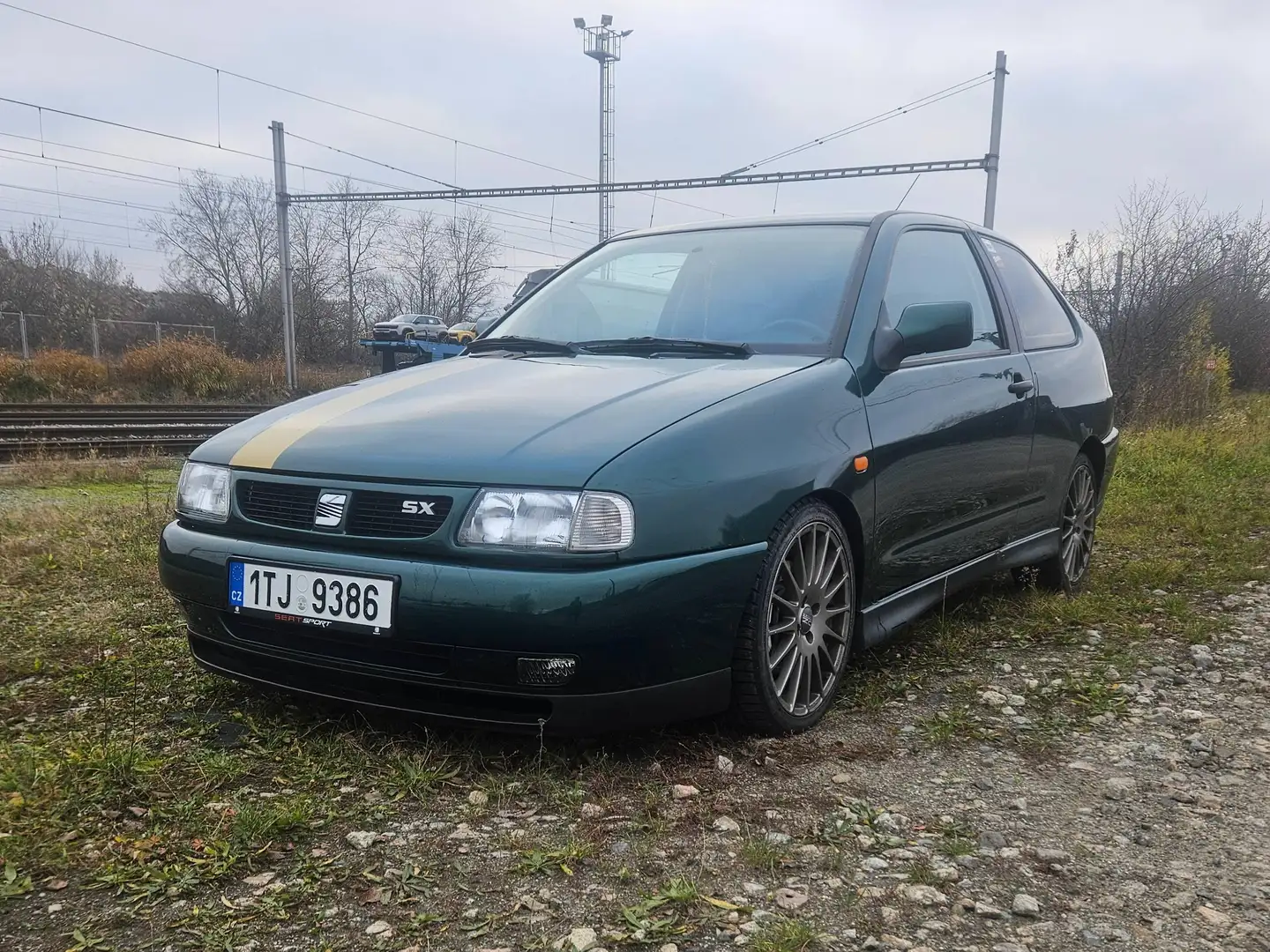 SEAT Cordoba Cordoba 2.0 16V SX Grün - 1