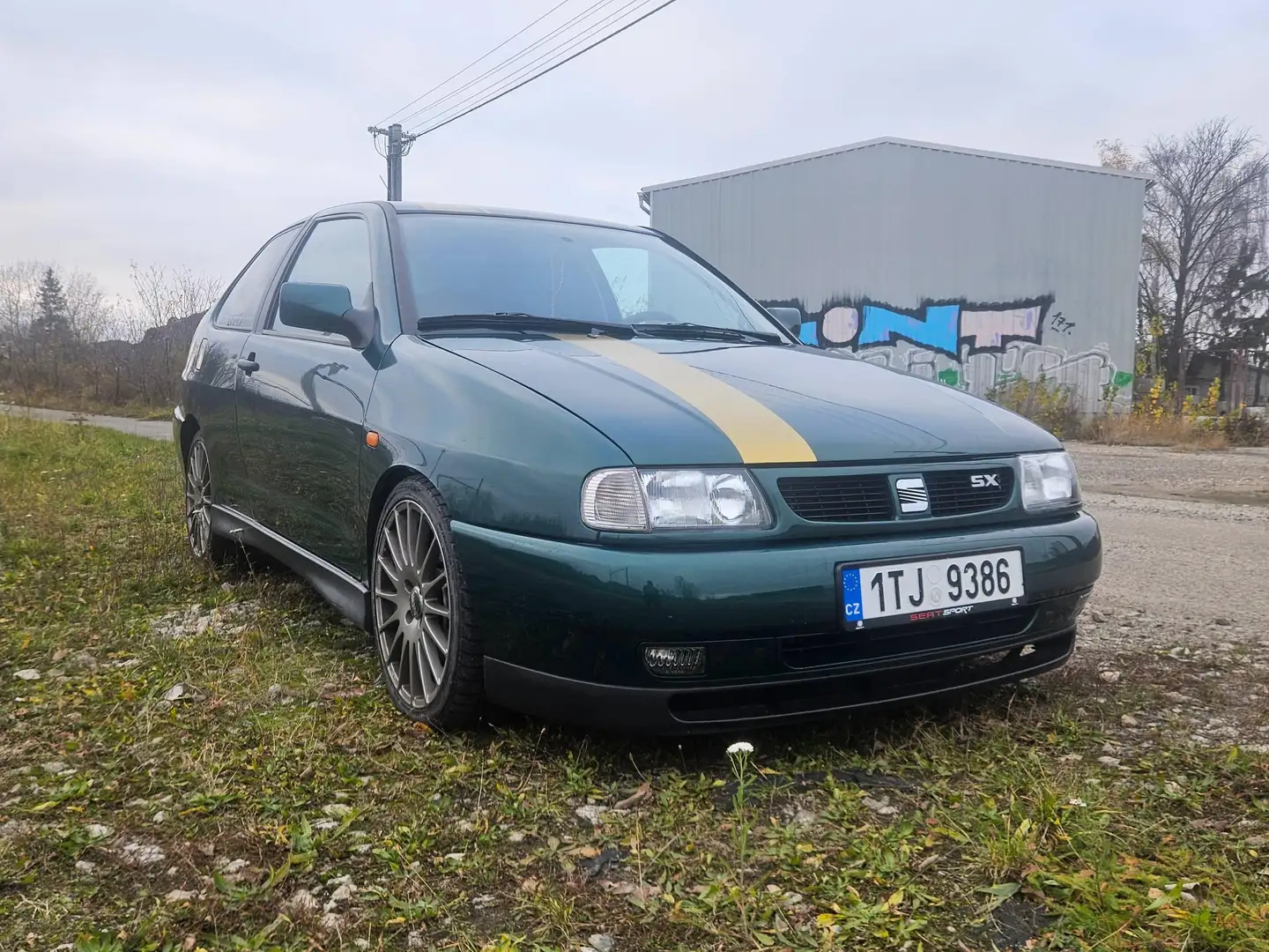 SEAT Cordoba Cordoba 2.0 16V SX Grün - 2