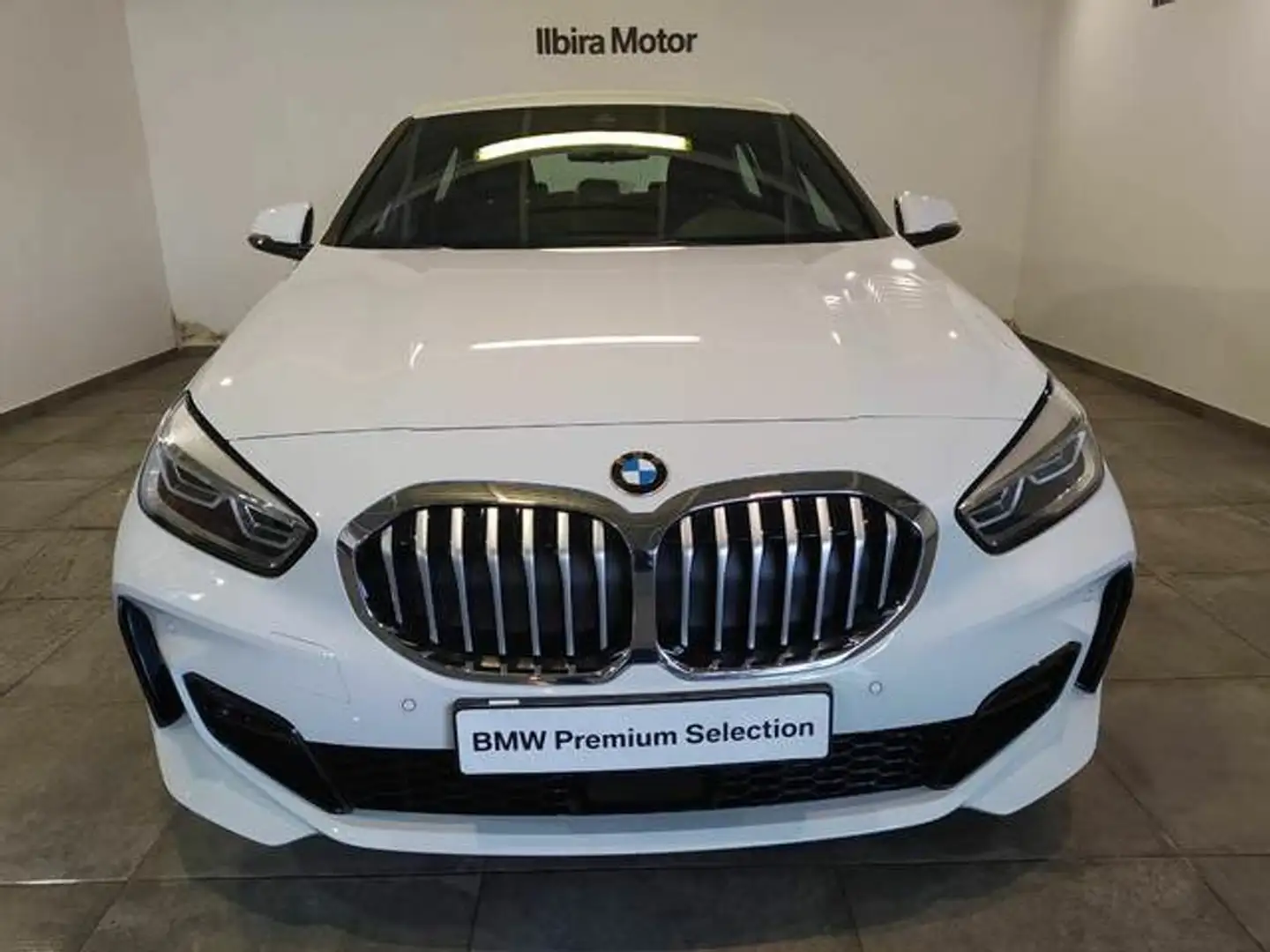 BMW 118 118dA Weiß - 2