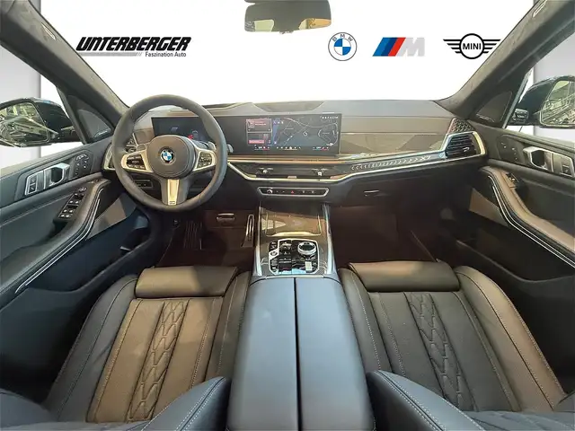BMW X7 xDrive40d | M Sportpaket Pro | AHK | Exclusiv Pake Ansicht 10