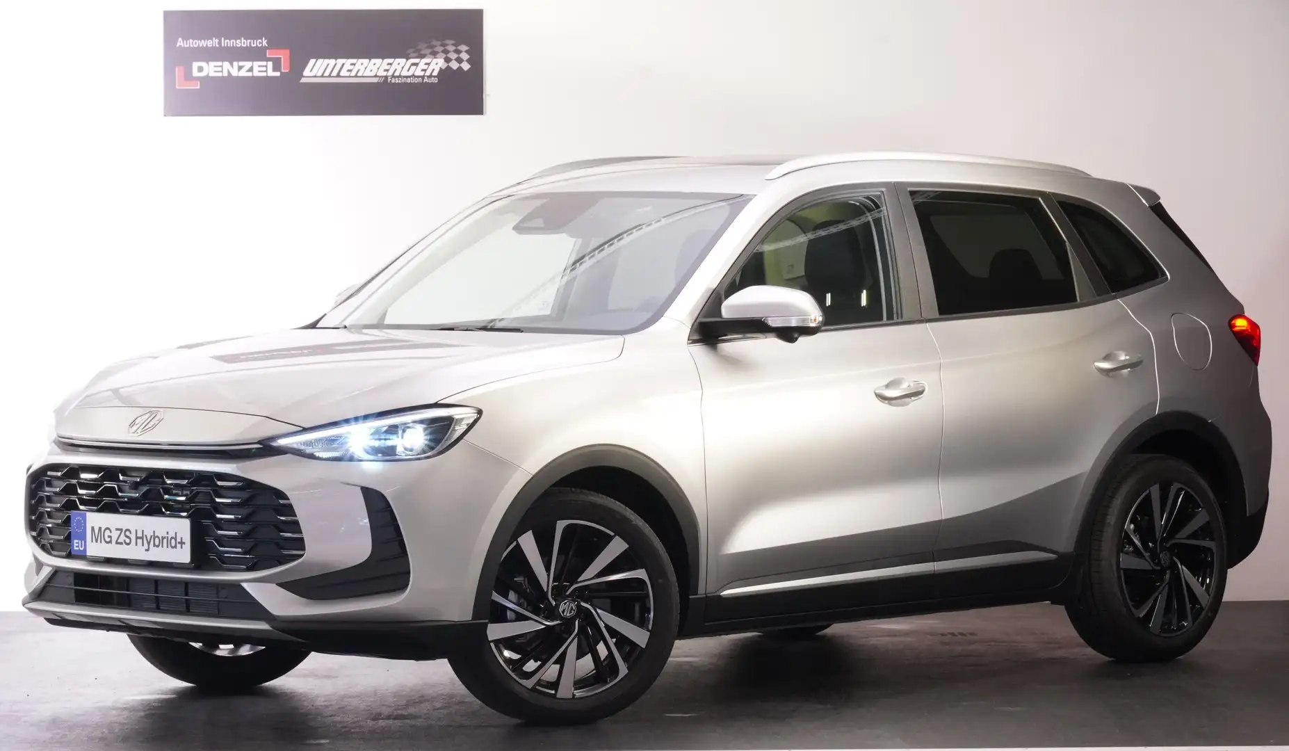 MG ZS HEV Luxury MY26 ab EUR25.070 Silber - 1
