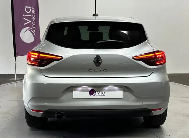 Renault Clio view 6