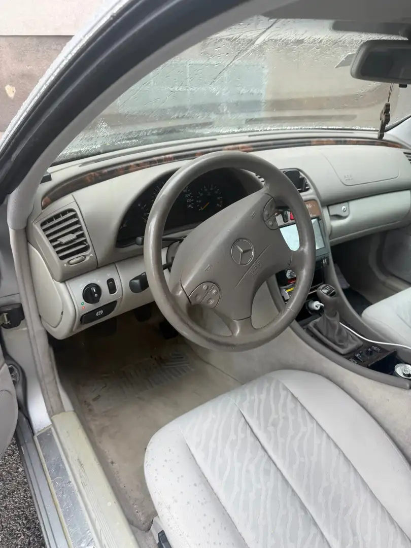 Mercedes-Benz CLK 200 CLK 200 Elegance Silber - 2