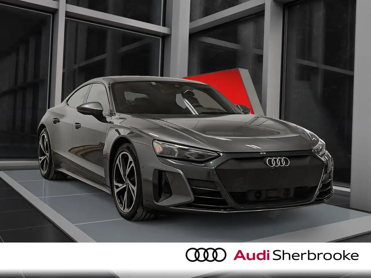 Audi e-tron GT photo Audi e-tron GT