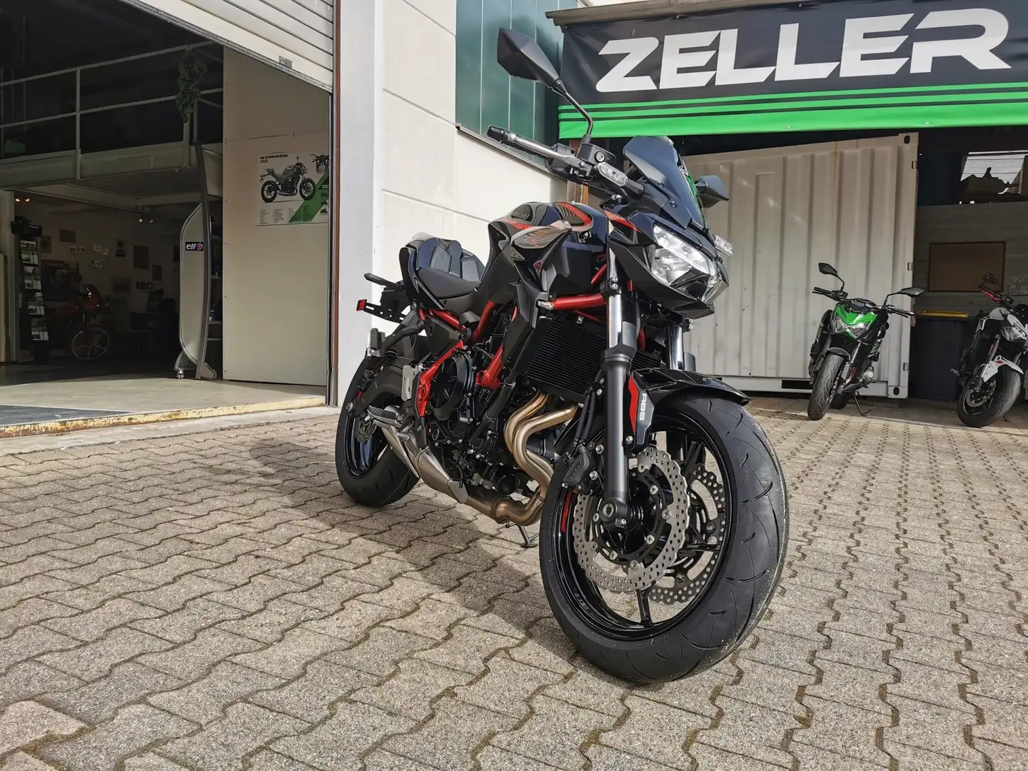 Kawasaki Z 650 Sport Noir - 1