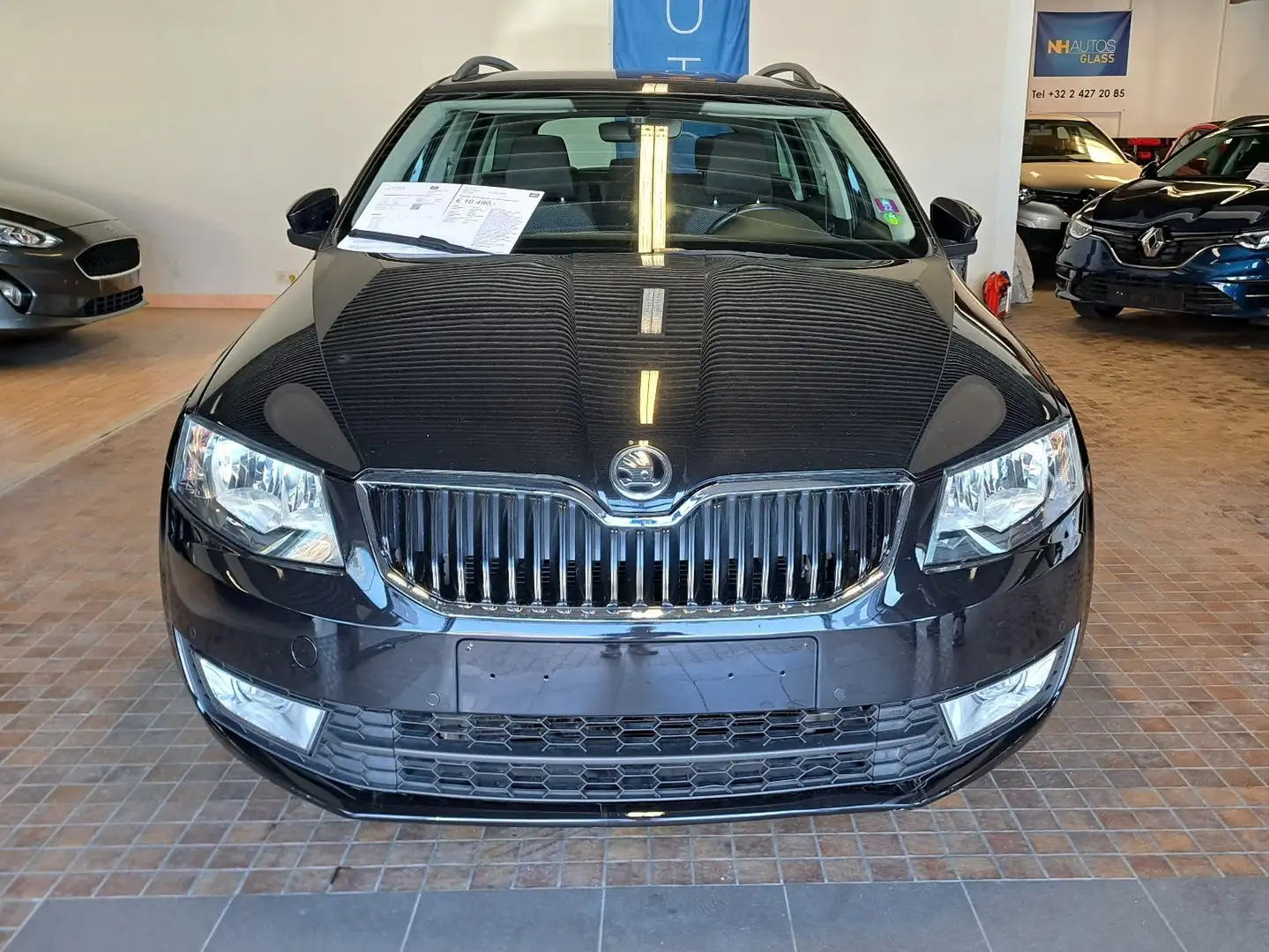 Skoda Octavia SW 1.0 TSI Ambition DSG Noir - 2
