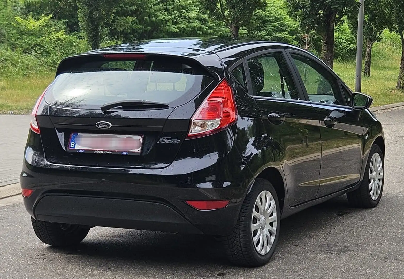 Ford Fiesta Fiesta 1.25 Zwart - 2