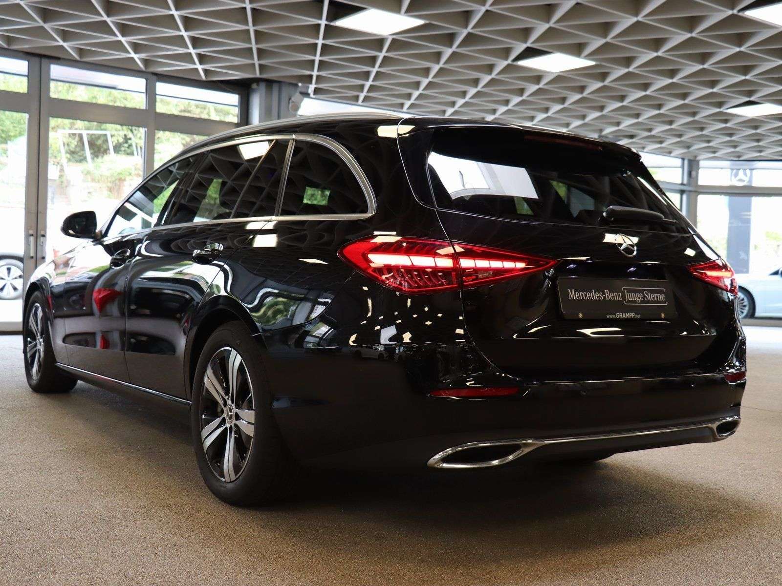 Mercedes-Benz C 220