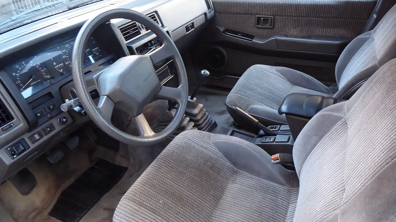 Nissan Terrano 3.0i V6 cat 5 porte ASI, foto 7