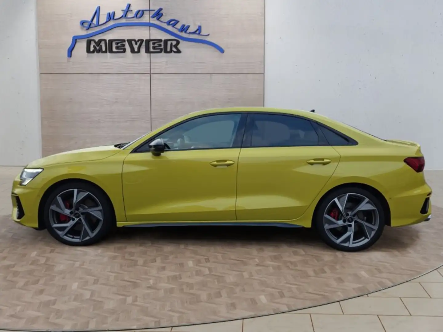 Audi S3 2.0TFSI 310PS Quattro Vollausstattung! Galben - 2
