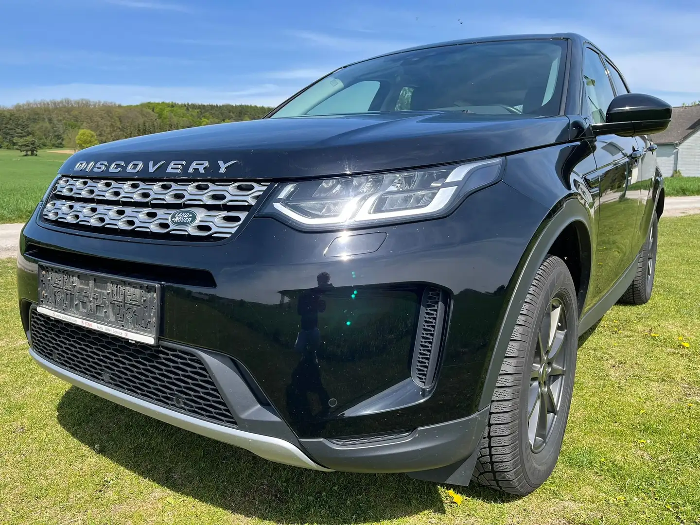 Land Rover Discovery Sport 2,0 TD4 D150 Schwarz - 2