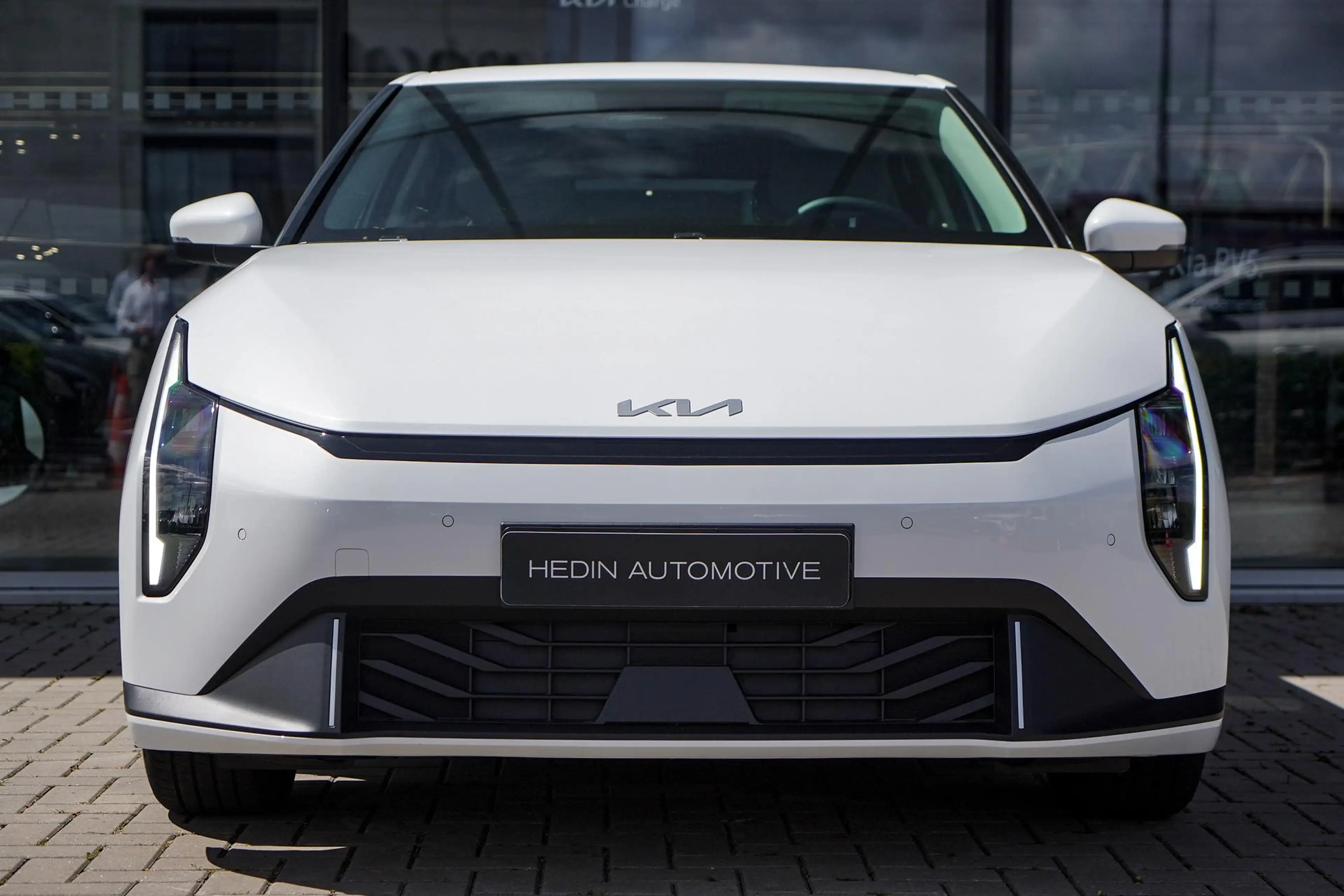 Kia EV4 Air 58.3 kWh | Direct beschikbaar | Navigatie | LE — photo 2