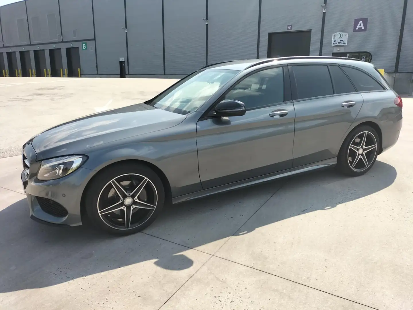 Mercedes-Benz C 200 C 200 d T 7G-TRONIC AMG Line Gris - 1