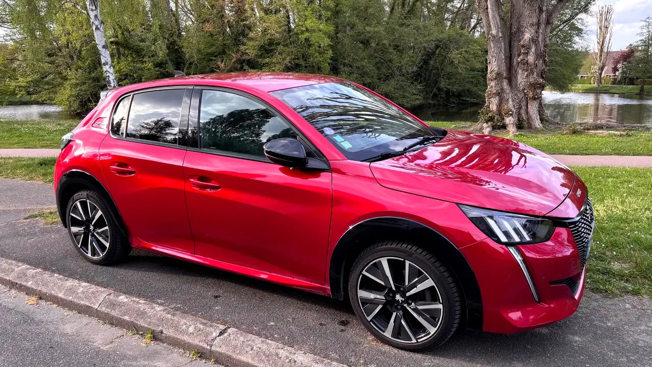 Peugeot 208 PureTech 100 S