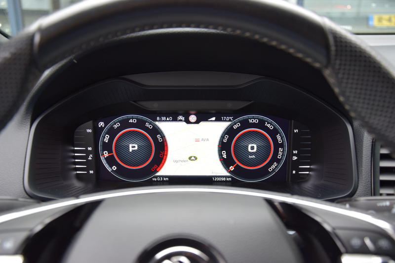 Skoda Karoq 1.5 TSI 150PK ACT Sportline Business DSG Automaat — photo 15