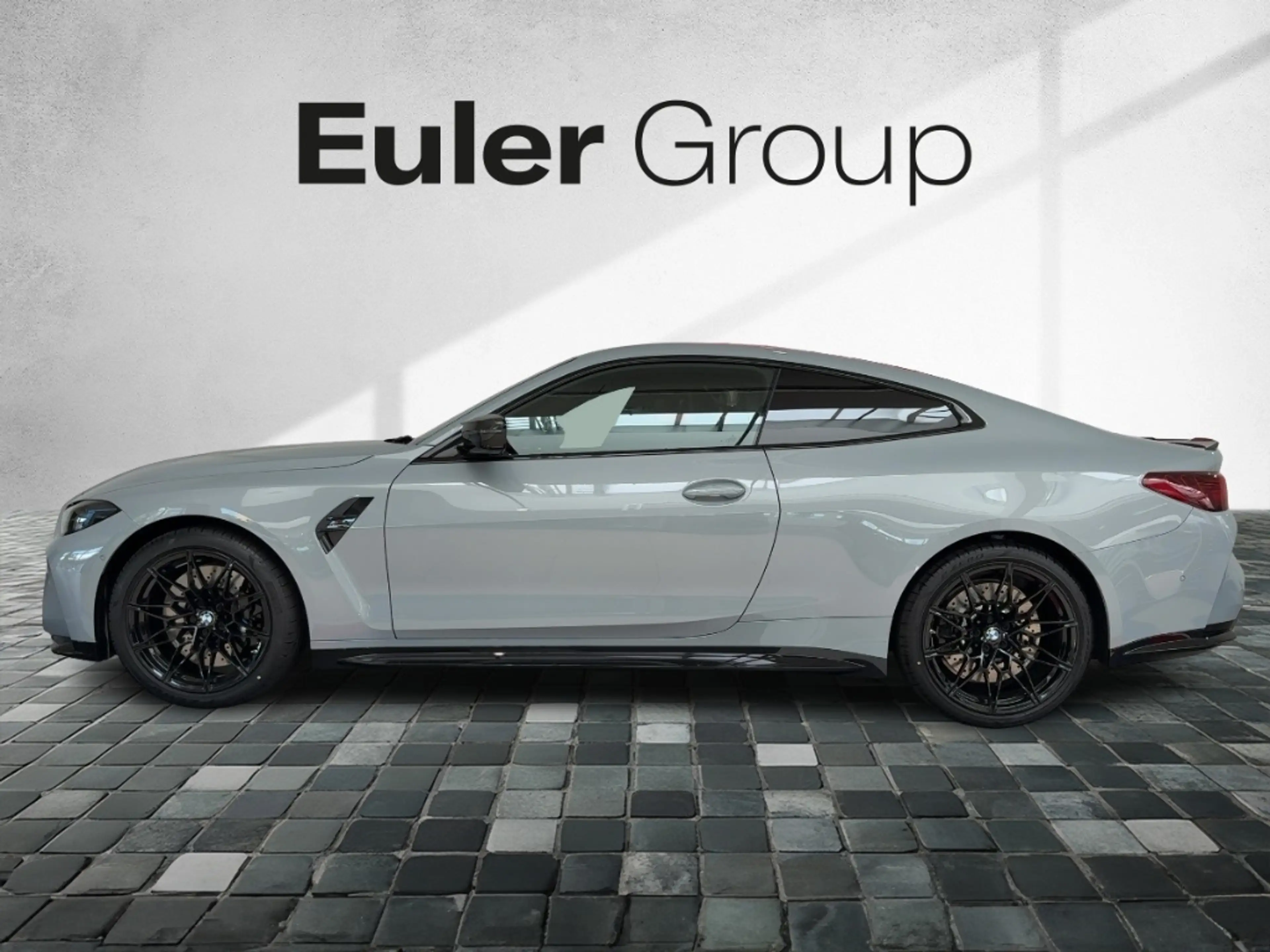 BMW M4 Competition Coupe mit M Sportpaket HUD AD Navi Led — photo 2