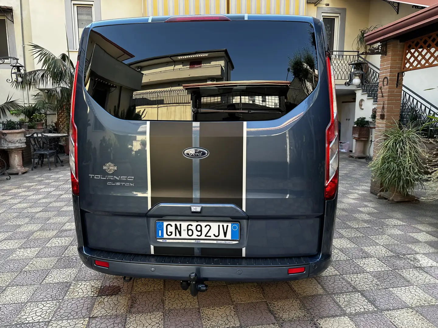 Ford Tourneo Custom Sport - 2