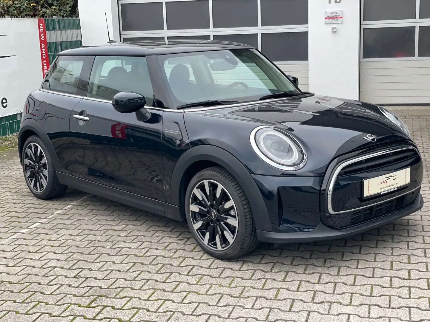 MINI Cooper |Steptr.|Navi|LED|Drive Assist|Sportsitze Schwarz - 1