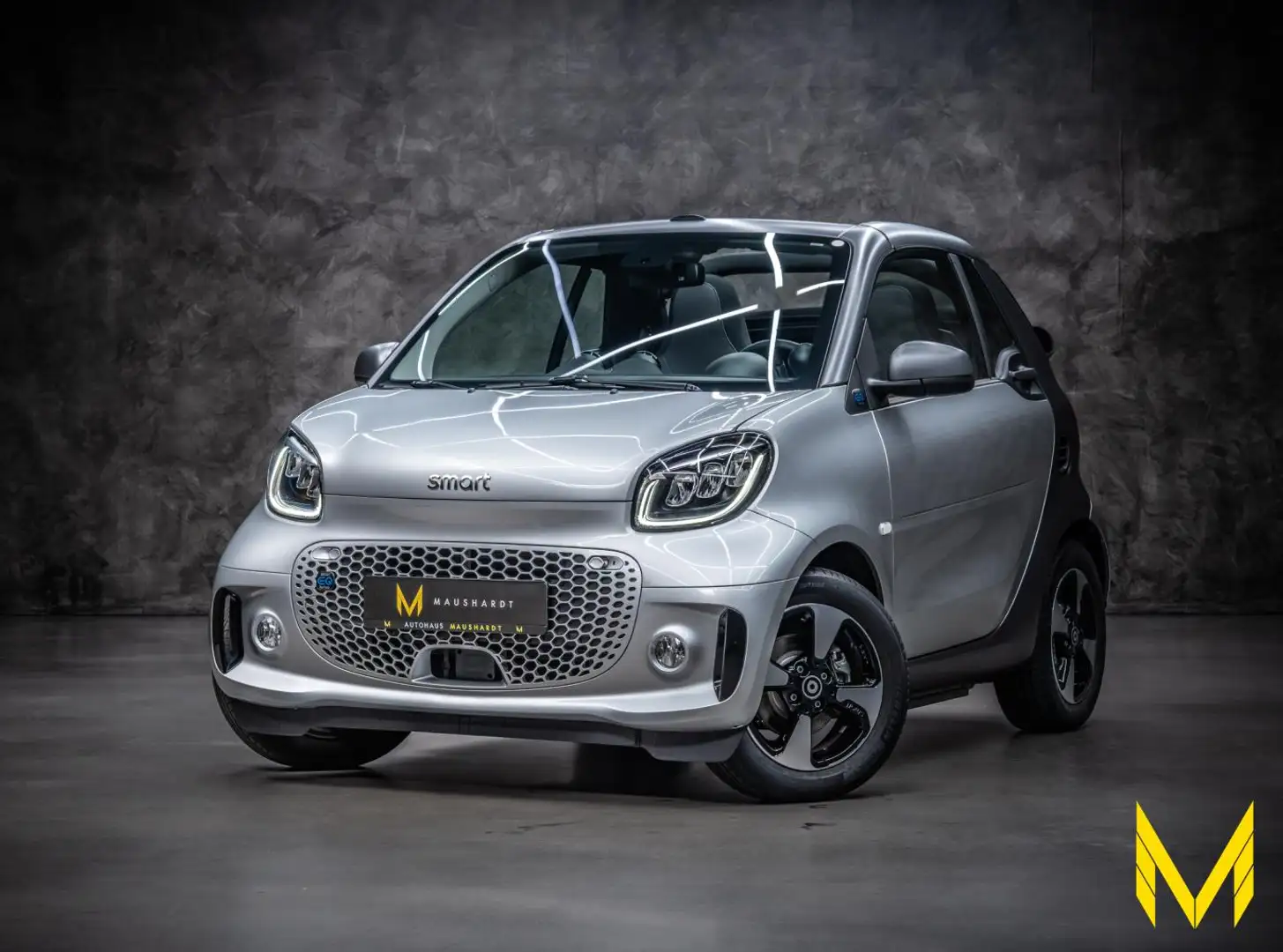 smart forTwo EQ cabrio EXCLUSIVE #4JAHREGARANTIE #COOL Silver - 1