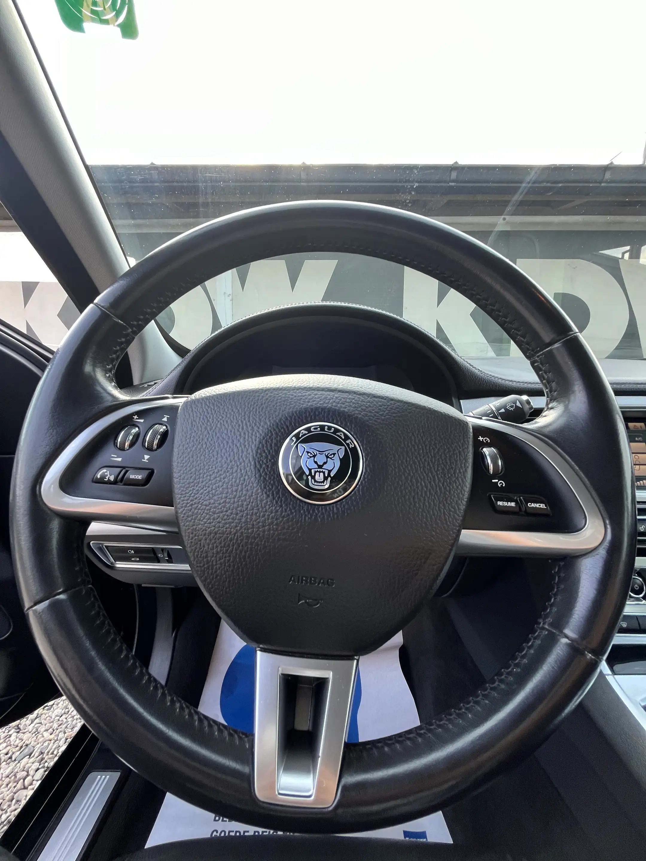 Jaguar XF XF 2.2 Diesel — photo 9