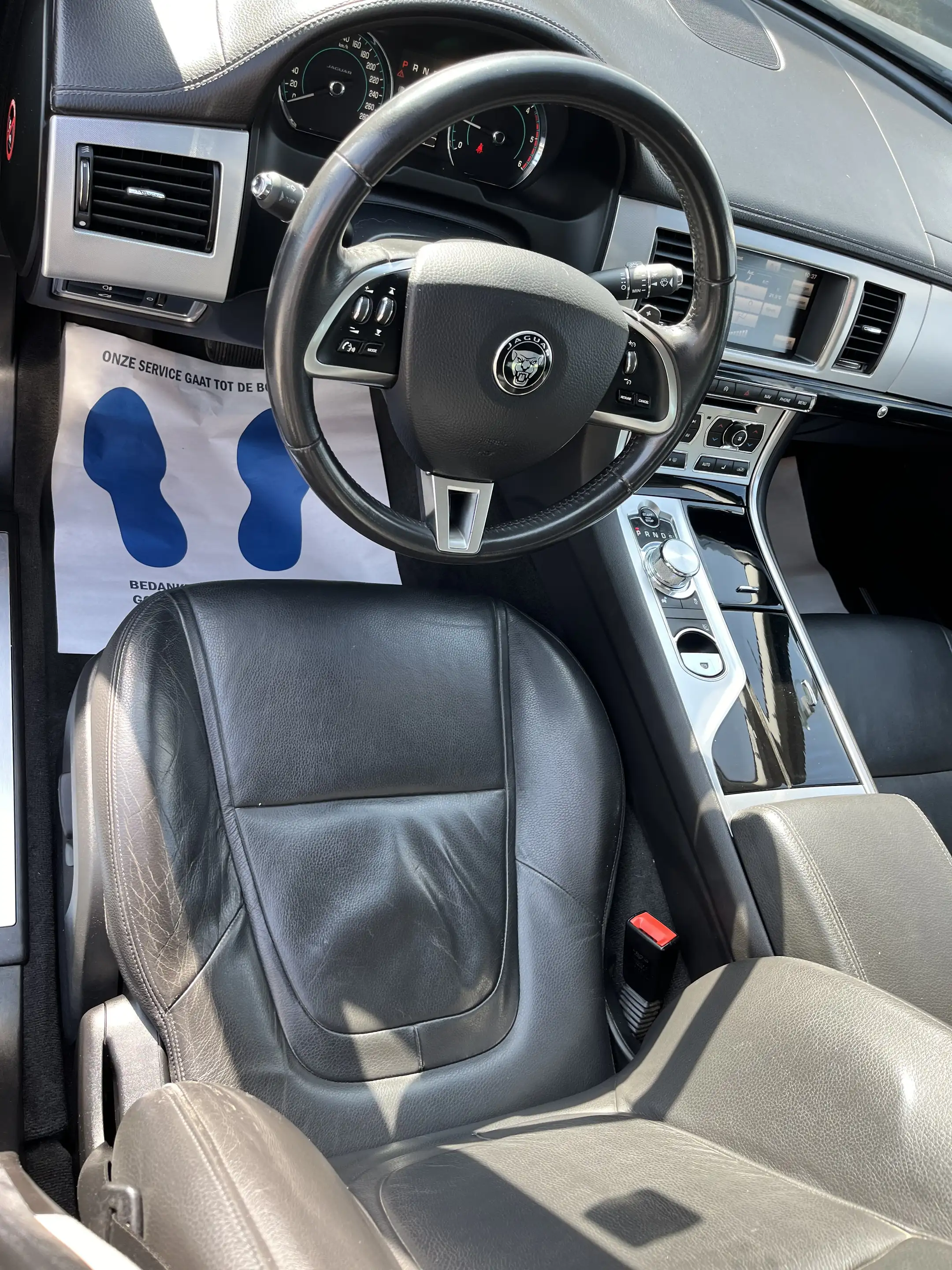 Jaguar XF XF 2.2 Diesel — photo 7