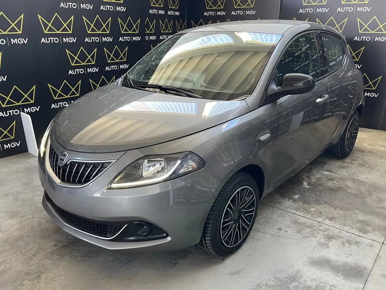 Lancia Ypsilon