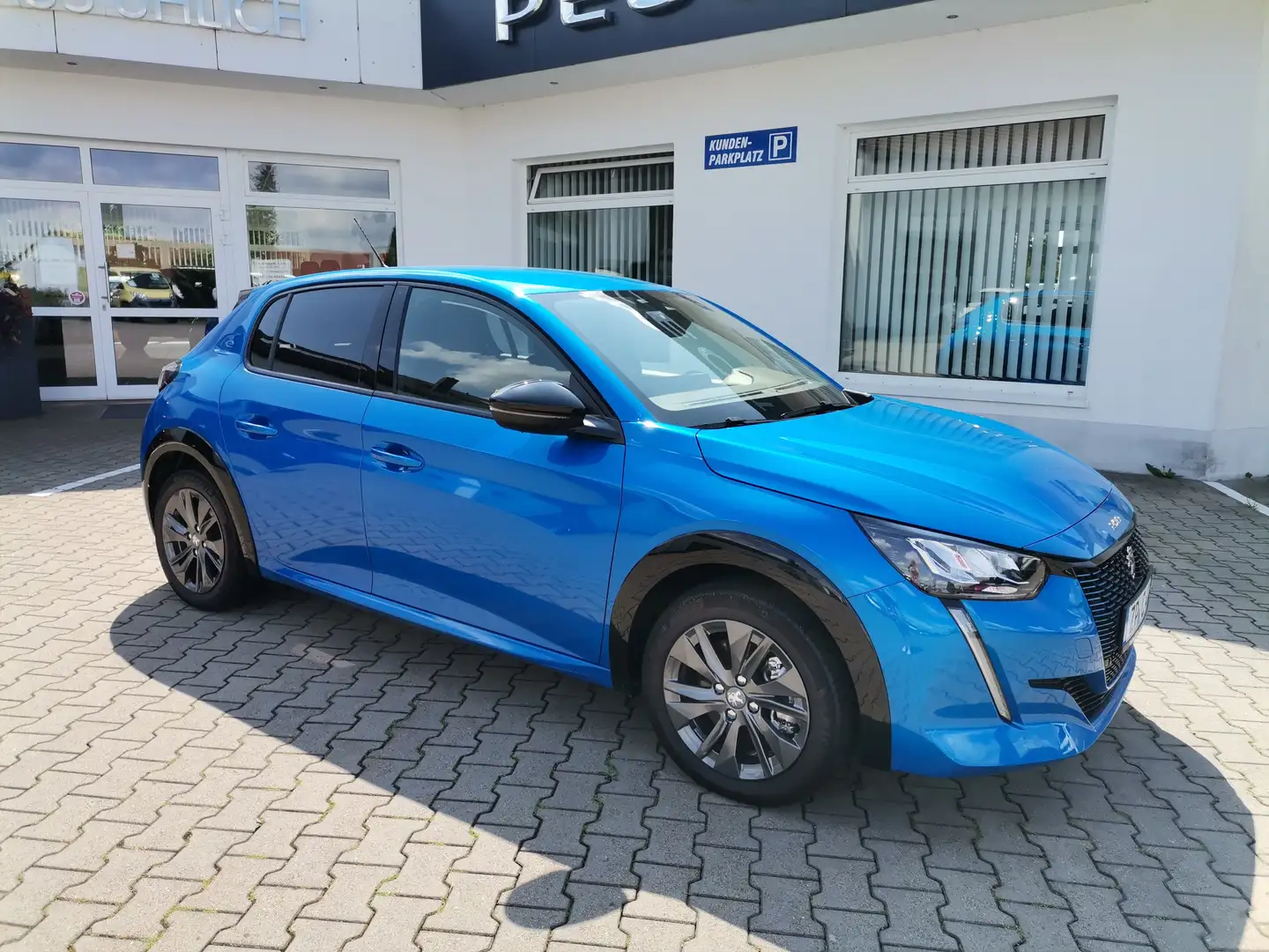 Peugeot 208 Allure Elektro 136 Bleu - 1