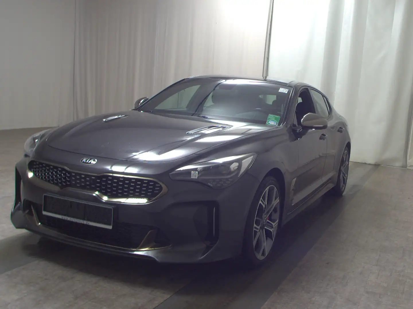 Kia Stinger 3.3 V6 T-GDI 4WD GT Navi LED Pano HuD - 2