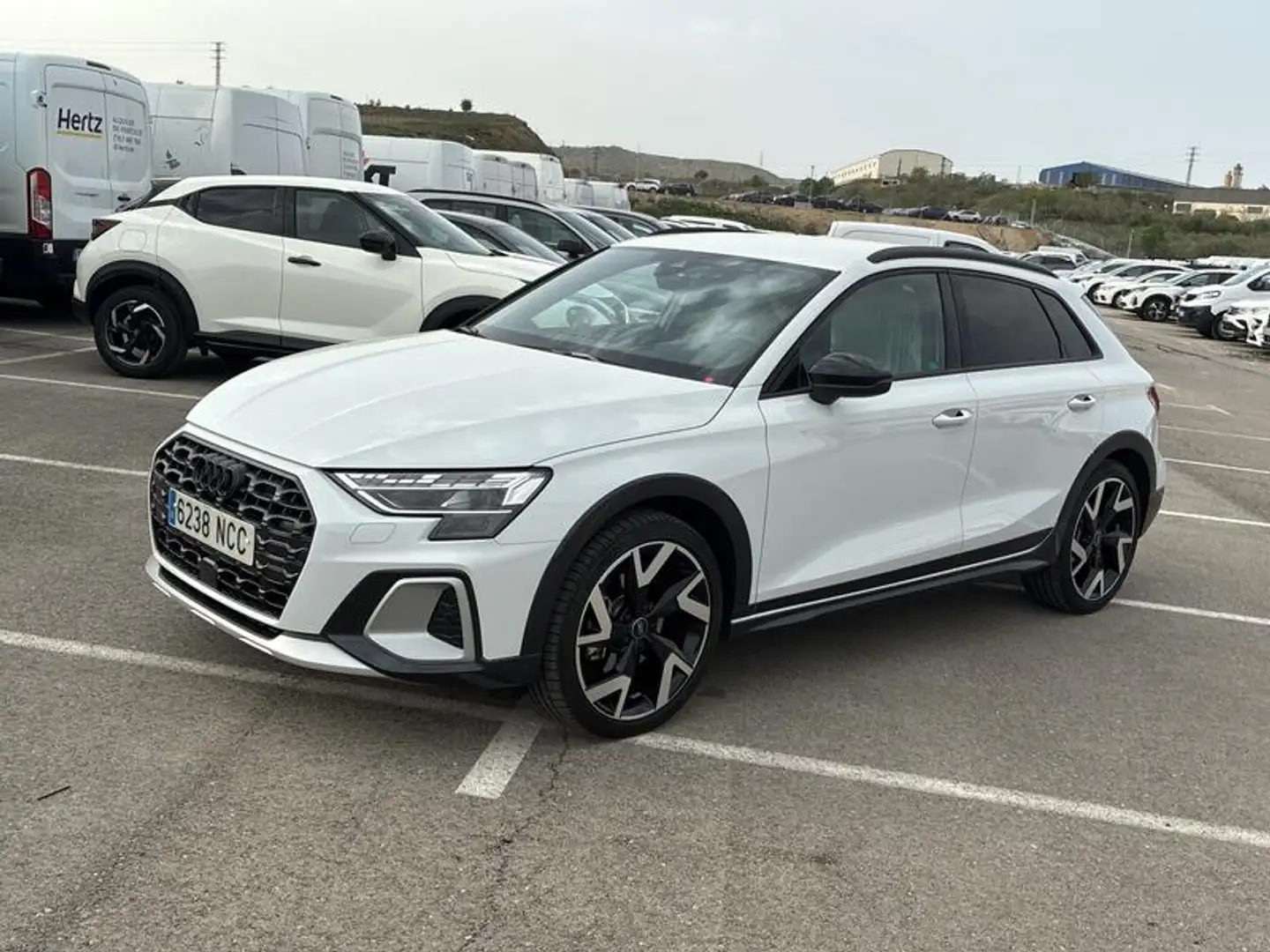 Audi A3 TFSI Genuine S-tronic 110kW Blanco - 1