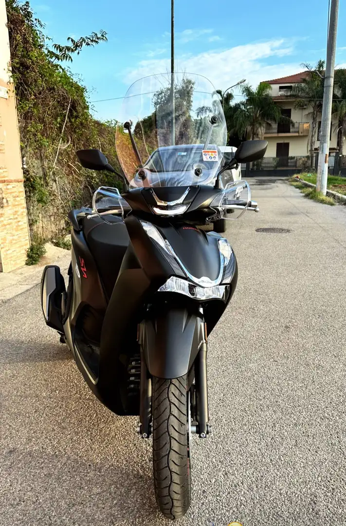 Honda SH 350i Sport - 1