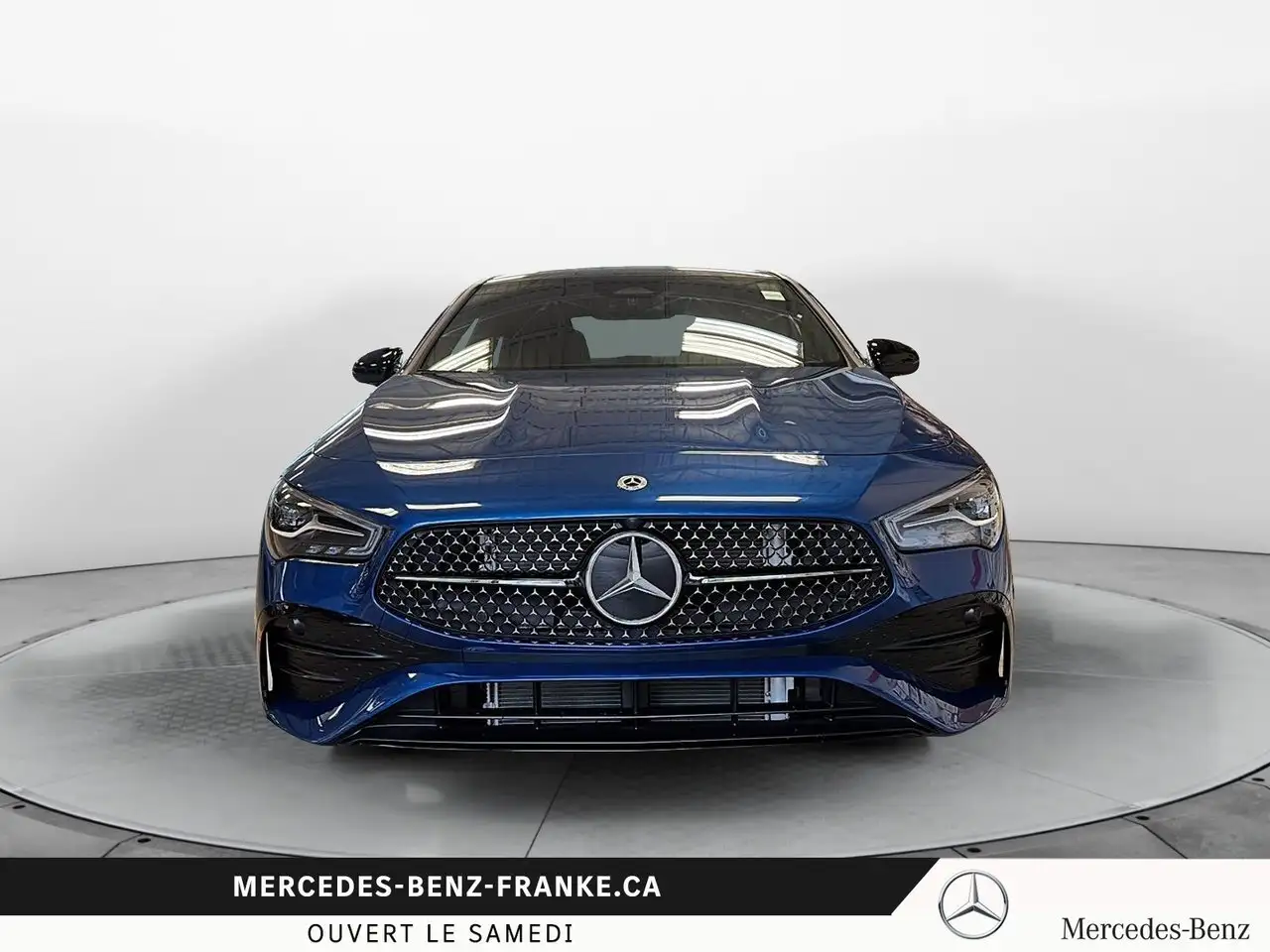 Mercedes-Benz CLA снимка Mercedes-Benz CLA