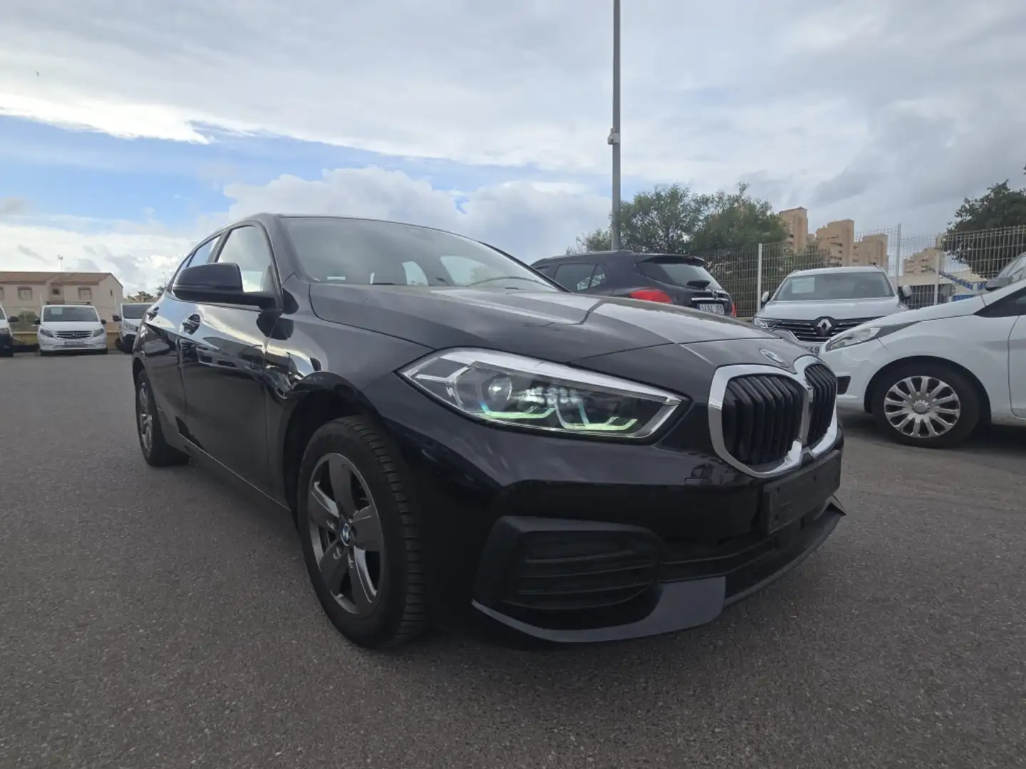 BMW 116 116dA Business - 1