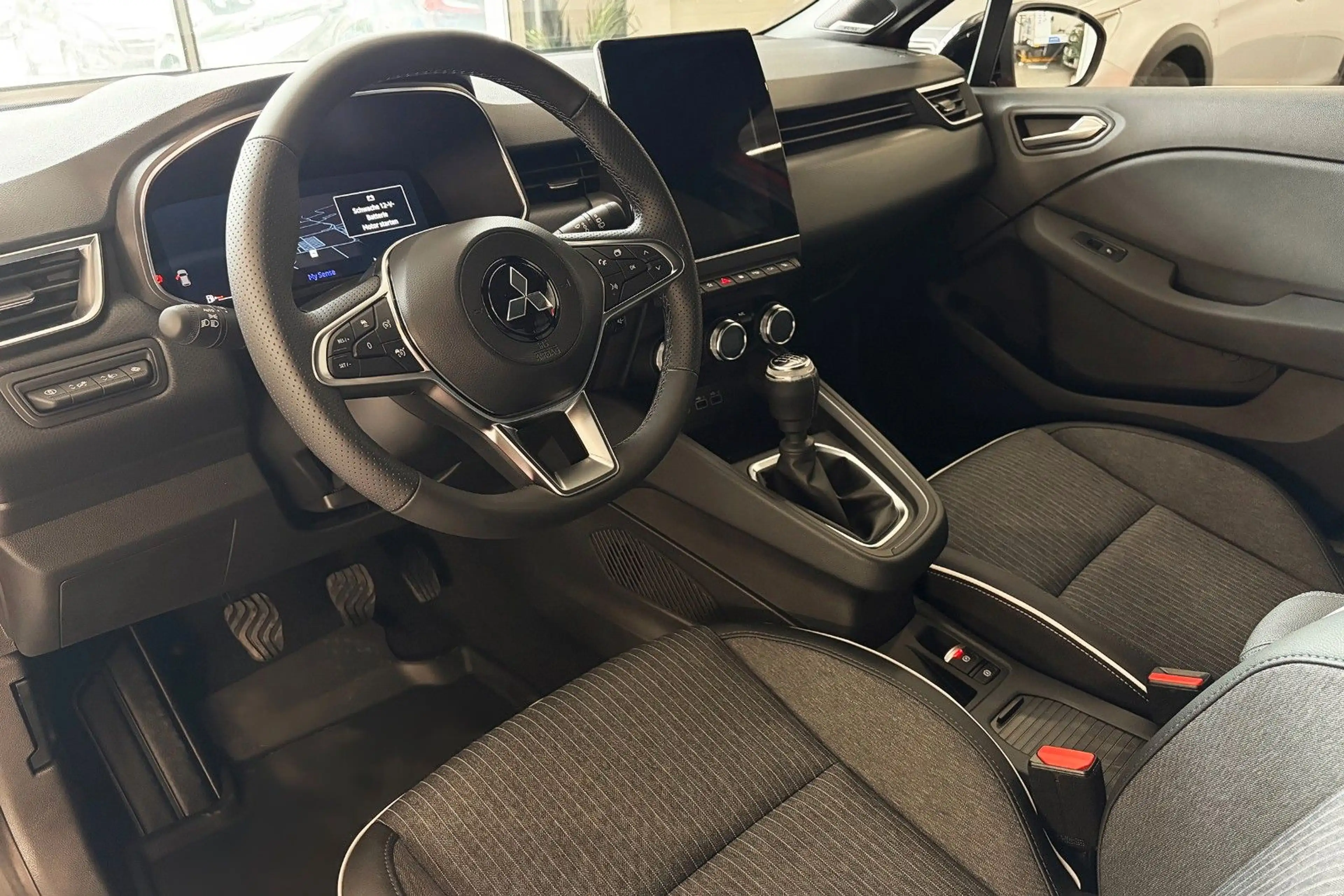 Mitsubishi Colt Top*DAB*NAVI*360°* — photo 11