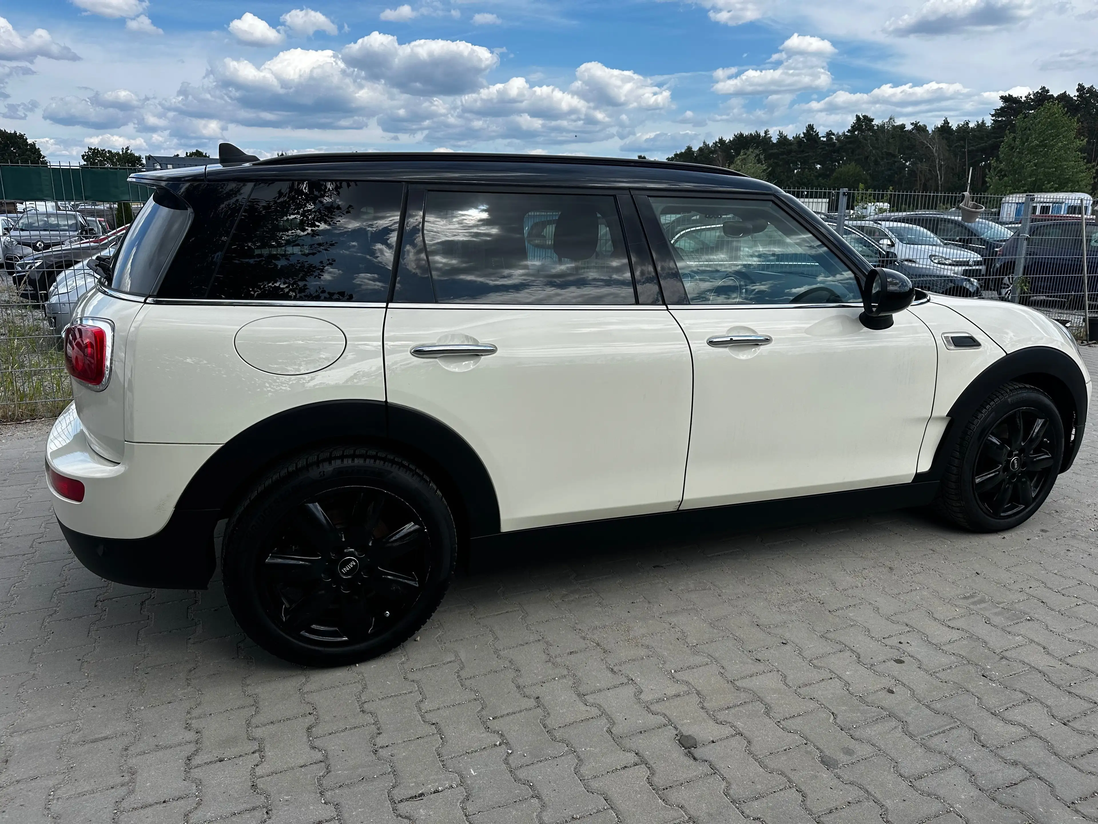 MINI Cooper D Clubman Mini Cooper D Clubman — photo 6