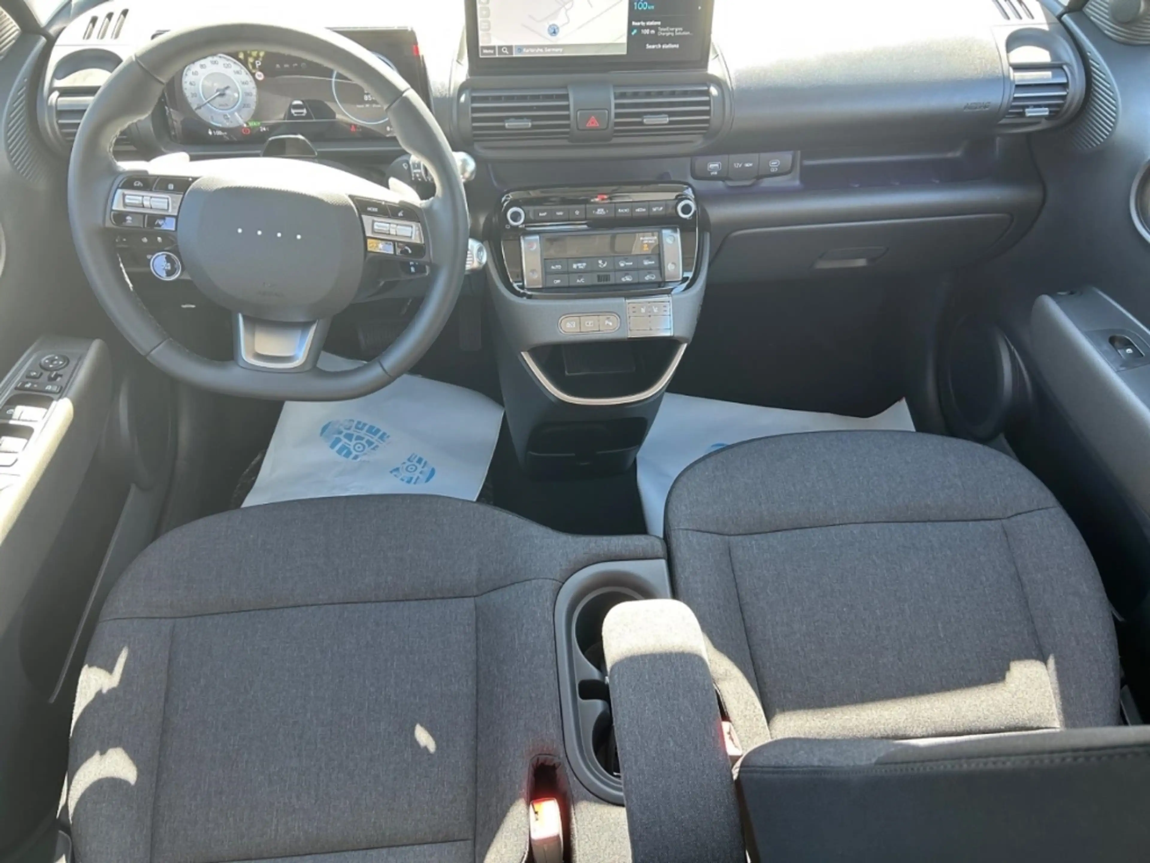 Hyundai Inster Elektro Prime 115PS LED Wärmep 360°Totwinkel — photo 11