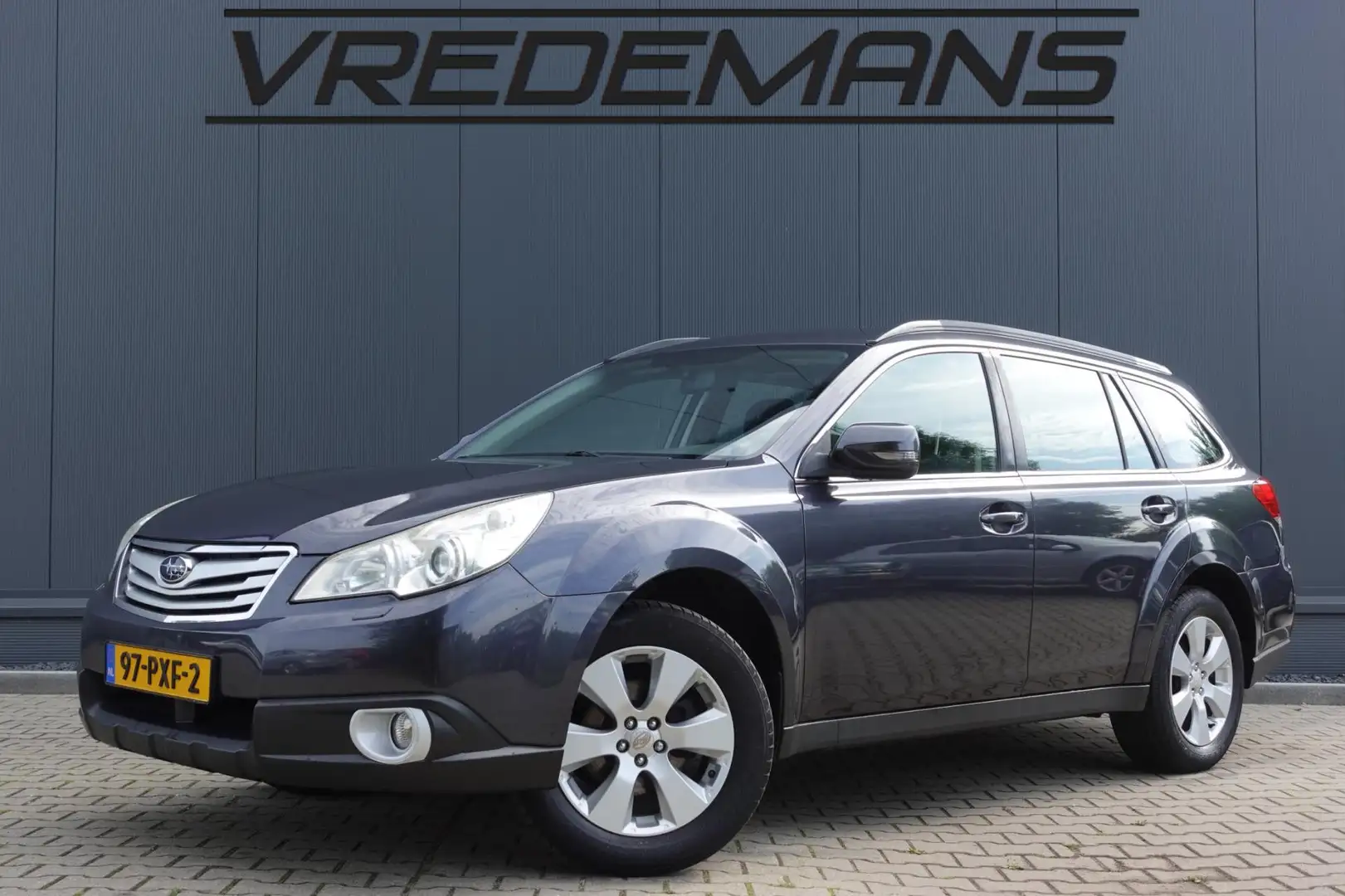 Subaru OUTBACK 2.5i Luxury Grijs - 1