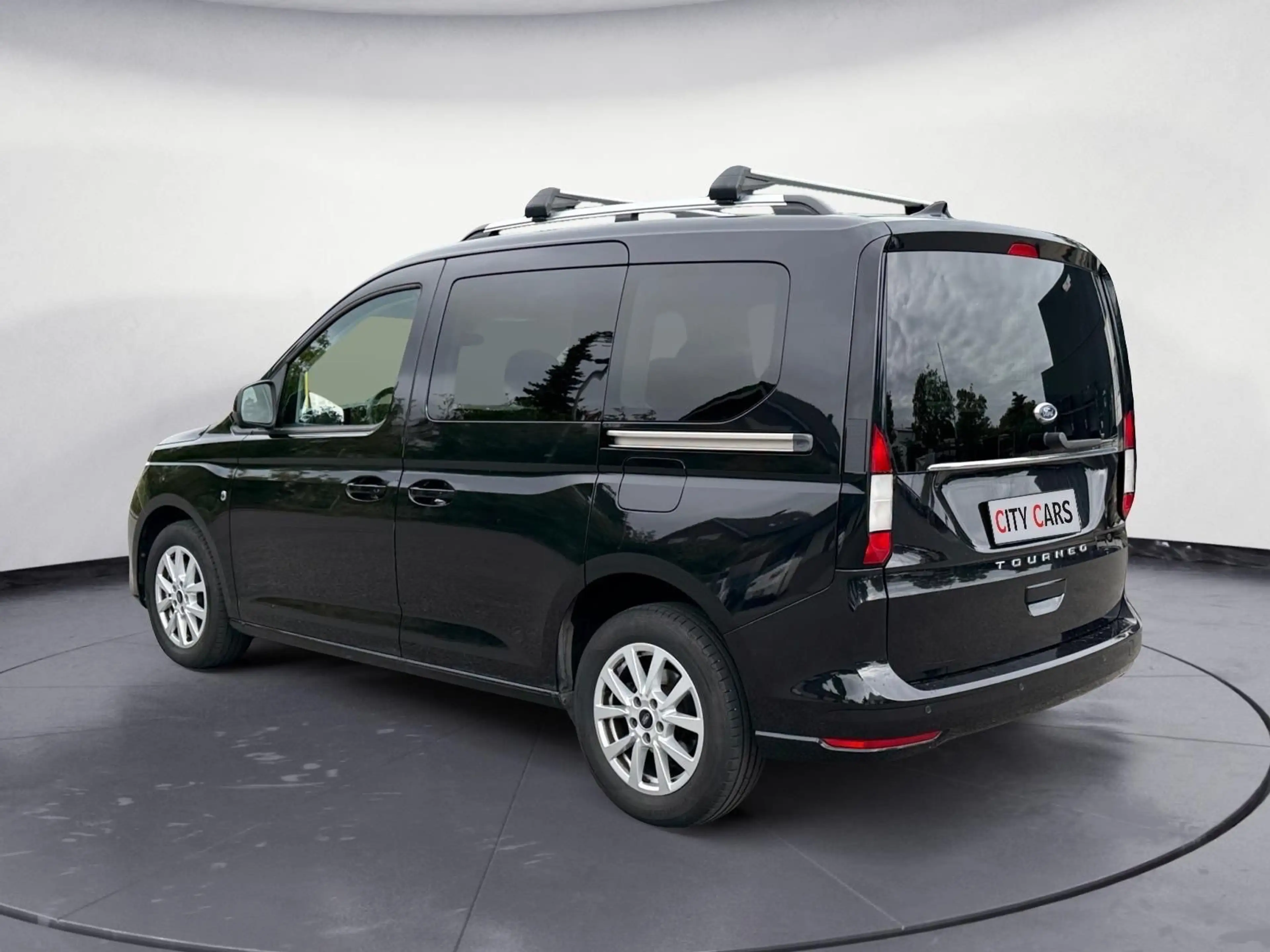 Ford Tourneo Connect Titanium — photo 5