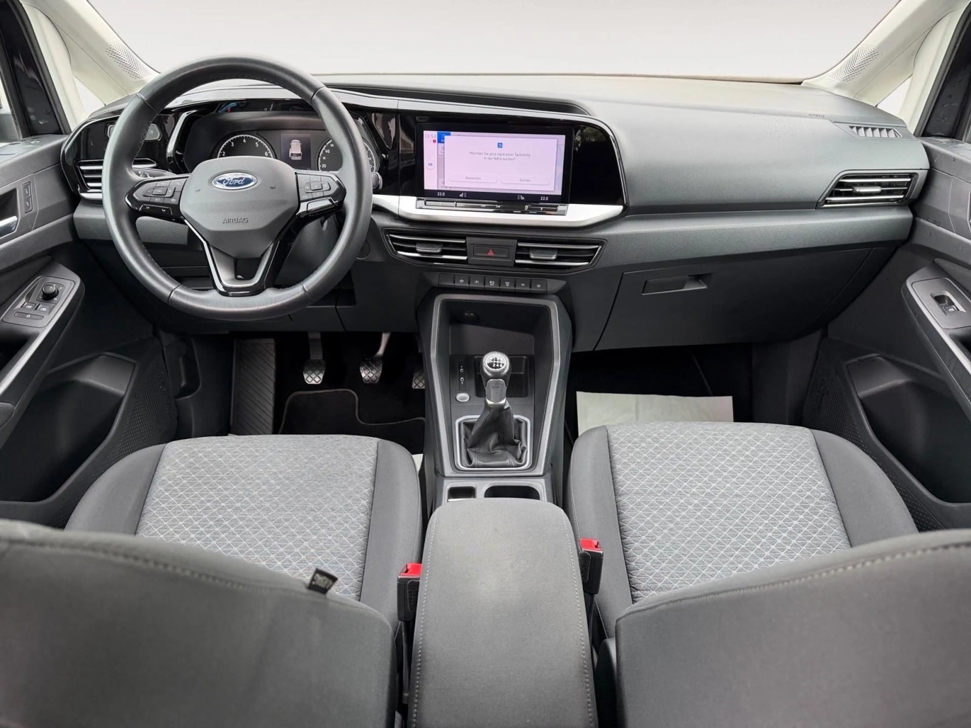 Ford Tourneo Connect Titanium — photo 9