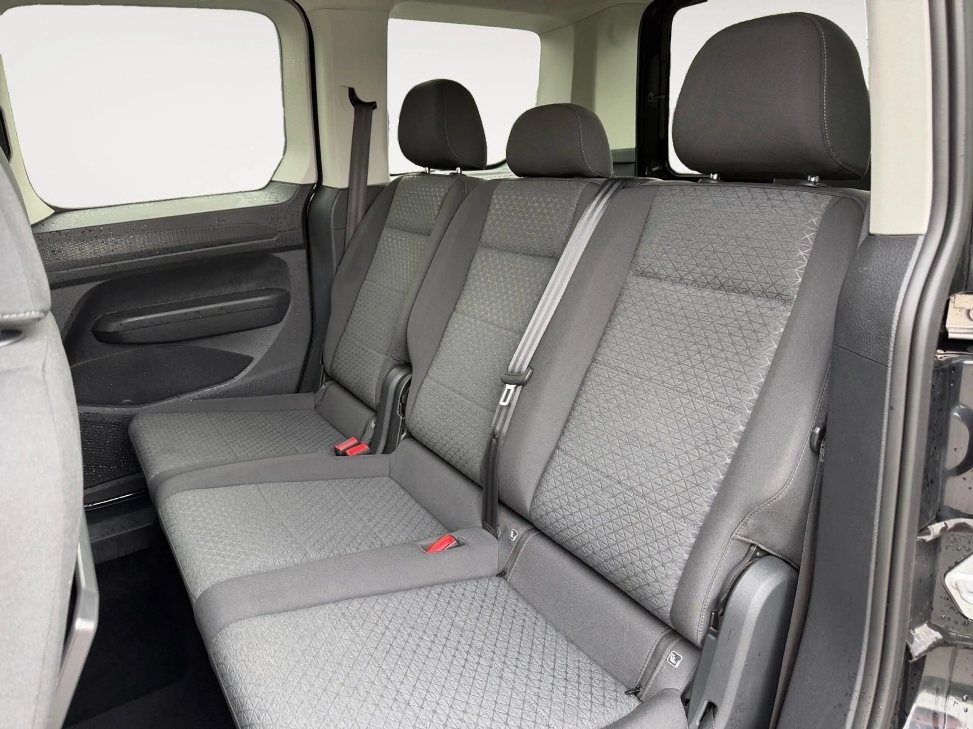 Ford Tourneo Connect Titanium — photo 10