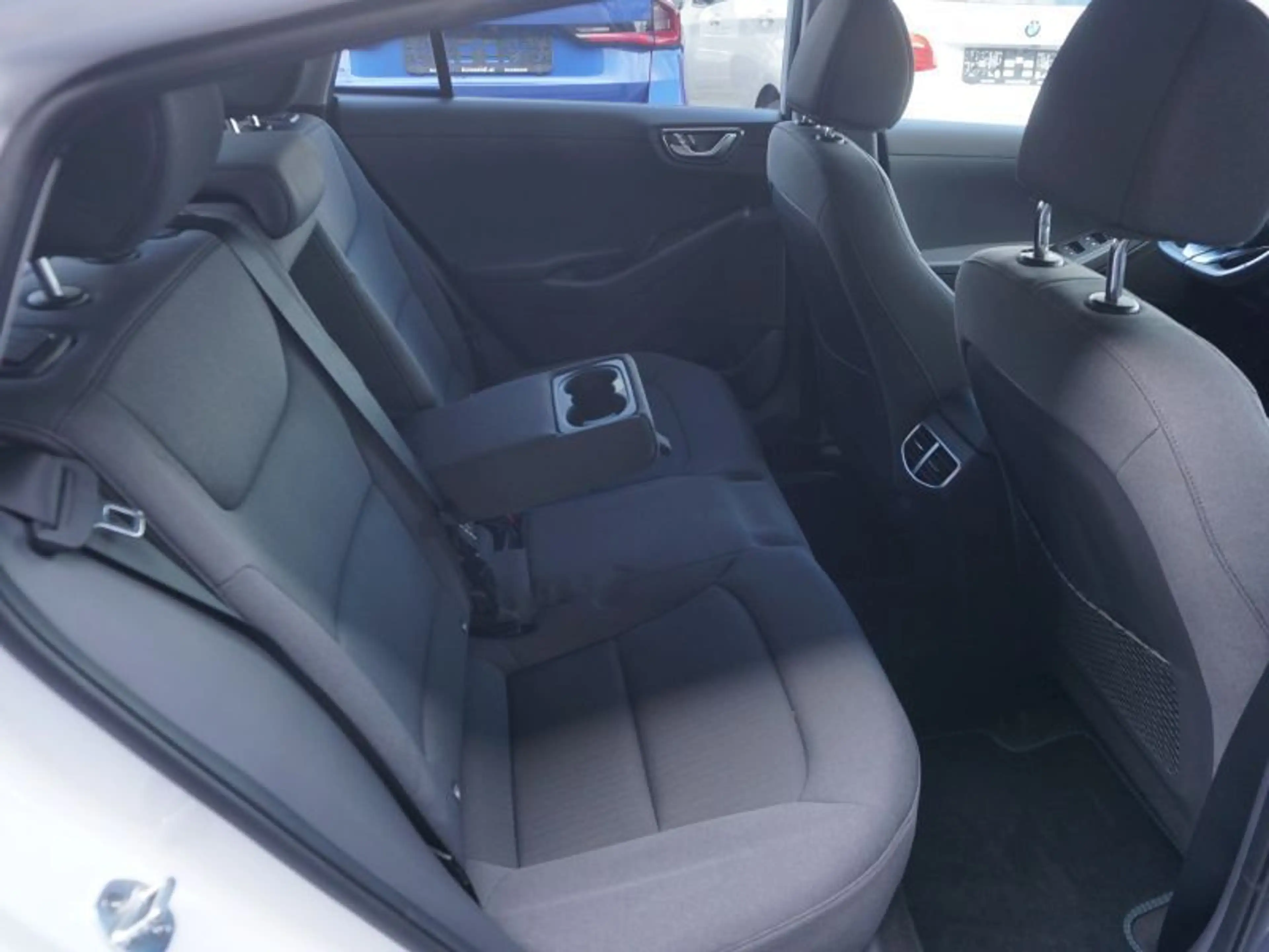 Hyundai IONIQ Level 4 Aut. *LED+NAVI+KAMERA* — photo 13