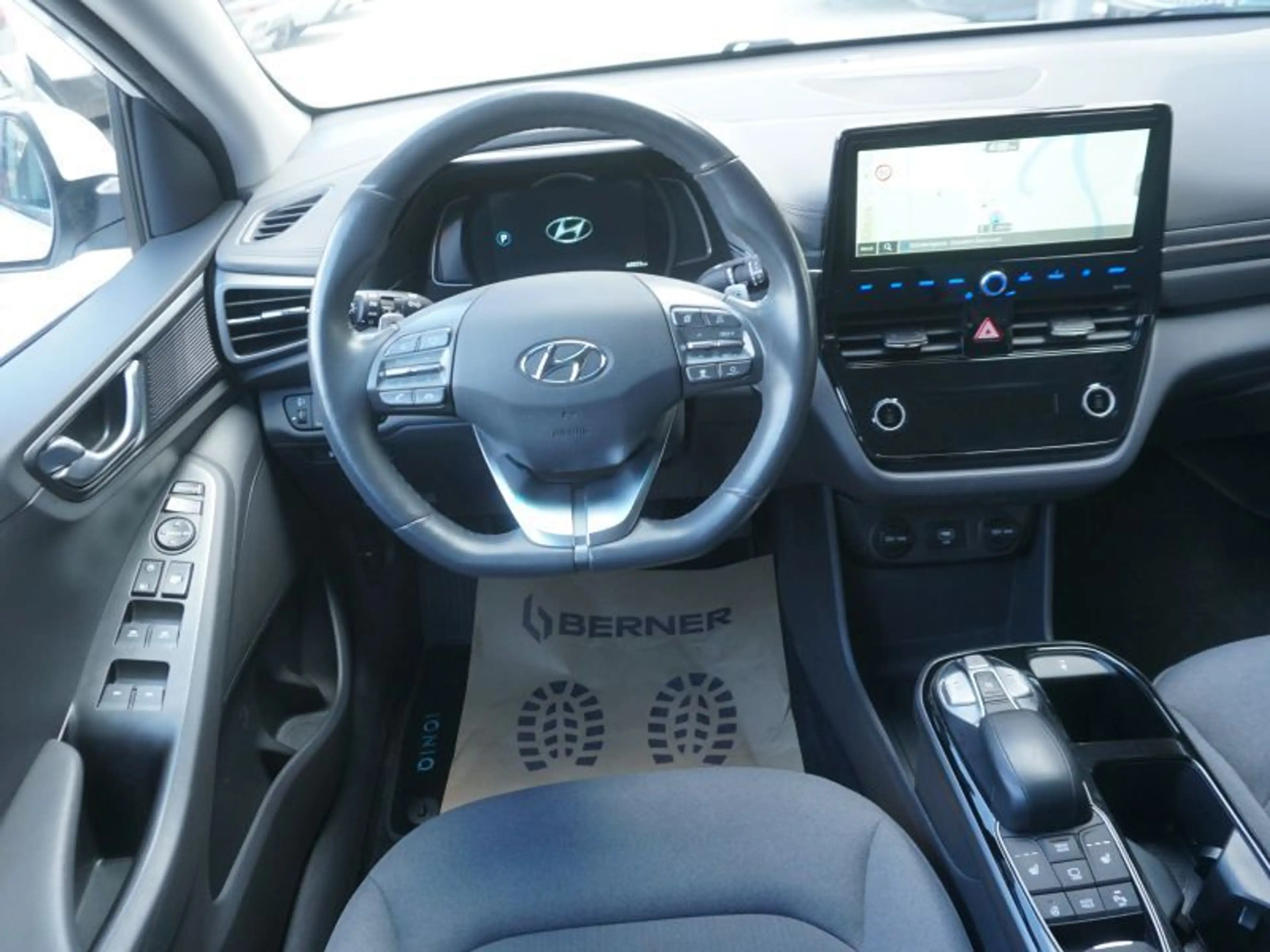 Hyundai IONIQ Level 4 Aut. *LED+NAVI+KAMERA* — photo 9