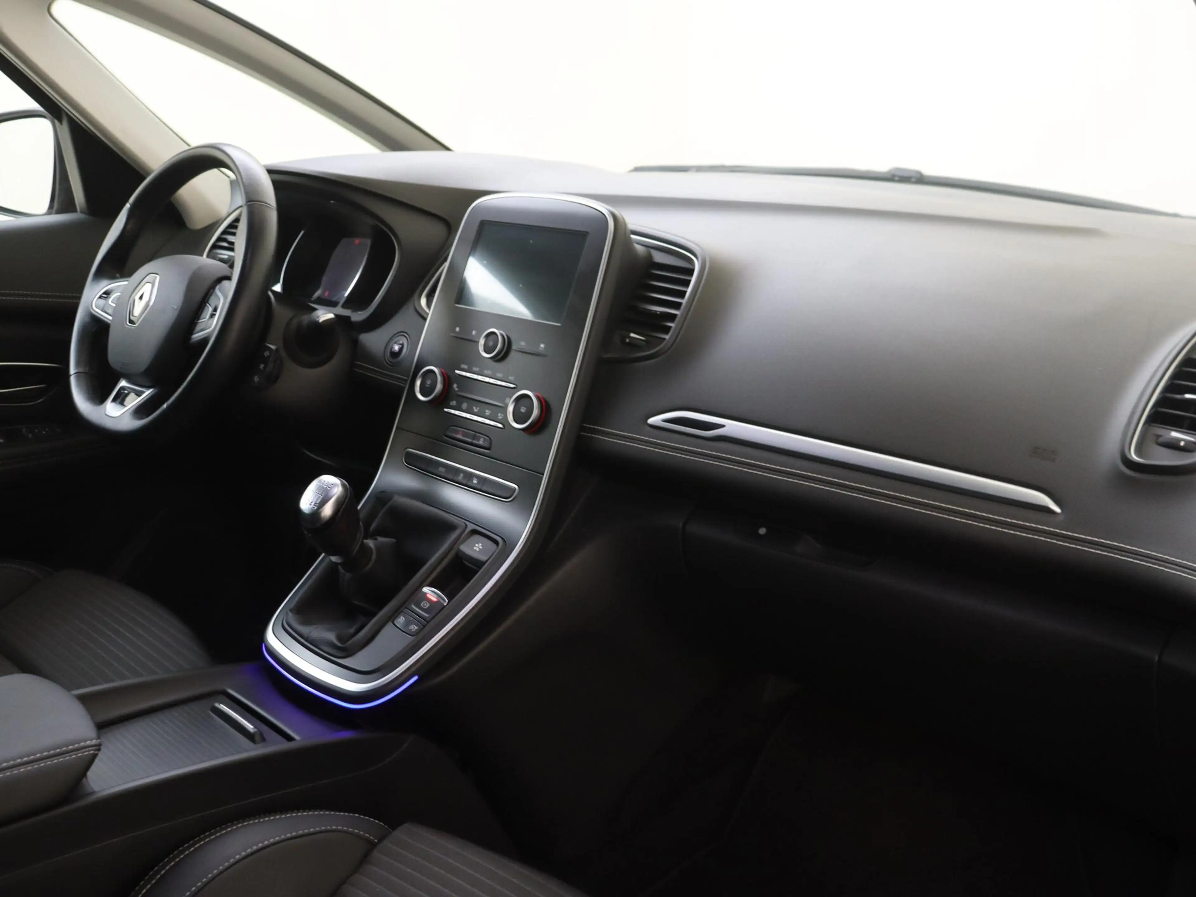 Renault Scenic 1.2 TCe Intens | Navigatie | Climate control | Cam — photo 5