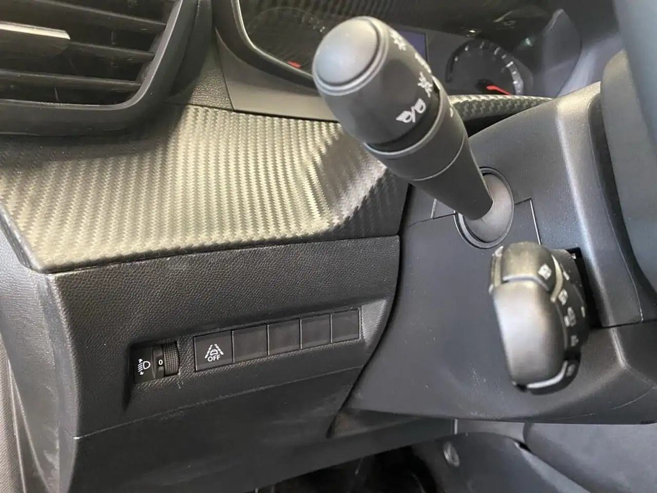 Peugeot 208 1.2 puretech Active Pack s&s 75cv PROMO, миниатюра 20